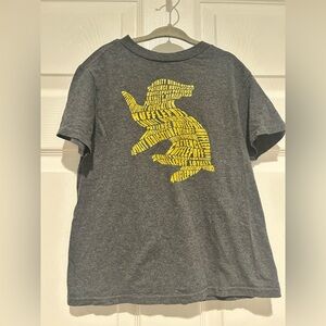 Harry Potter Kids Sz XS Gray & Yellow Hufflepuff Badger Words Graphic T Shirt